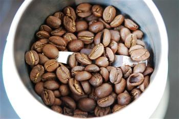 自制原味美式咖啡的做法步骤1