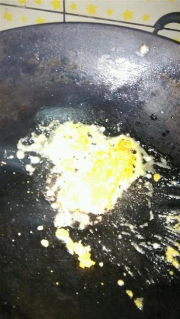 盐蛋黄焗南瓜的做法步骤3