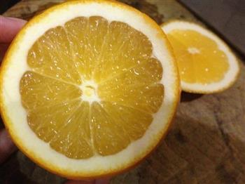 盐蒸橙子的做法图解3