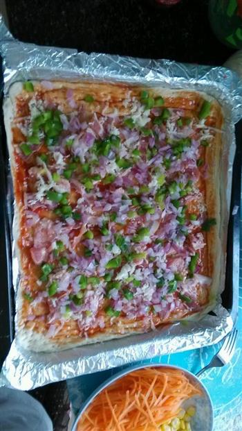 培根火腿蔬菜披萨的做法步骤8