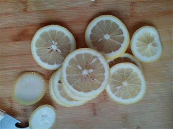 自制柠檬醋 减肥美白的做法图解2