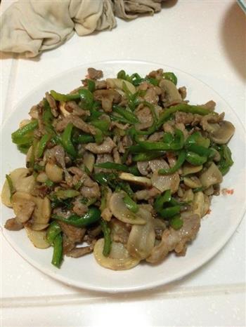 青椒蘑菇炒肉丝的做法步骤5