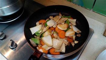 香煎杏鲍菇干锅肉的做法步骤5