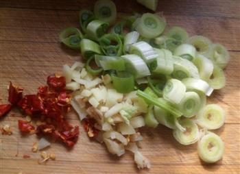 素炒菠菜的做法步骤2