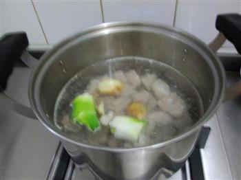 荷仙菇排骨汤的做法步骤5