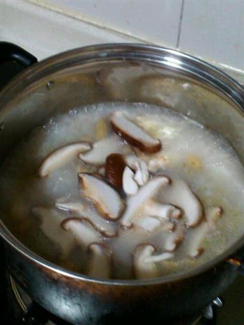 香菇滑鸡粥的做法步骤4