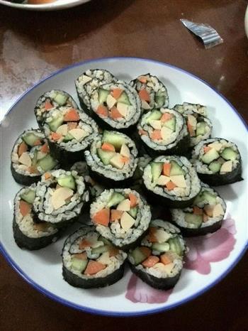 紫菜寿司的做法步骤8