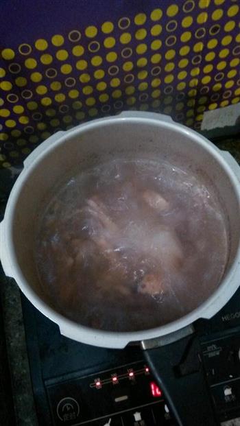 补血莲藕排骨汤的做法步骤4
