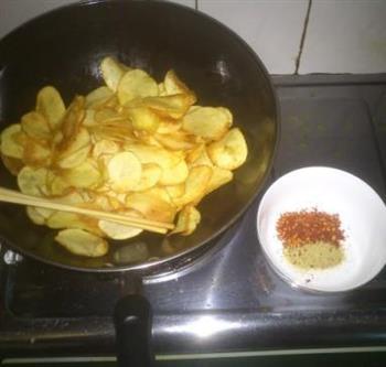 炸土豆片的做法步骤7