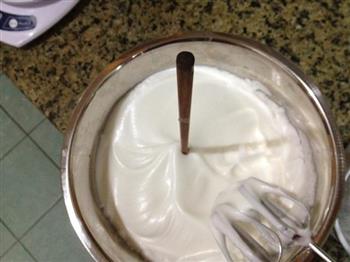 酸奶杯子蛋糕的做法步骤4
