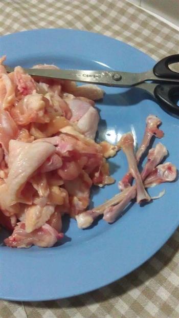 美味鸡翅肉焖双菇-小丽家常菜的做法步骤3