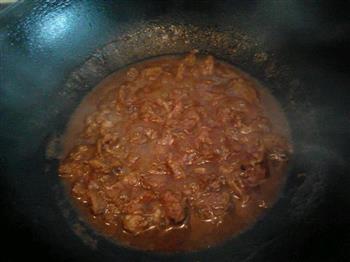 青椒炒牛肉的做法步骤3
