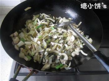 冬腌菜杂炒的做法步骤6