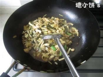 冬腌菜杂炒的做法步骤7