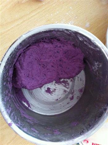 芝麻椰蓉芝心紫薯球的做法步骤1