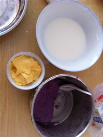 芝麻椰蓉芝心紫薯球的做法步骤2