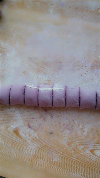 紫薯螺纹馒头的做法图解5