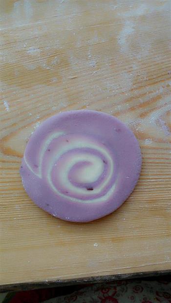 紫薯螺纹馒头的做法图解6