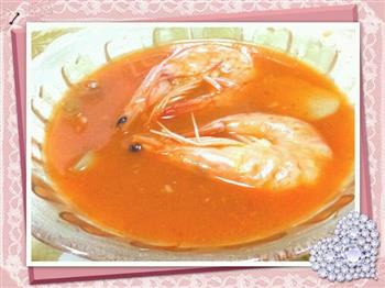 冬季来碗酸辣解馋的泰式冬阴功汤吧的做法步骤2