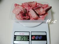 潮汕咸菜炒鲨鱼肉的做法图解1