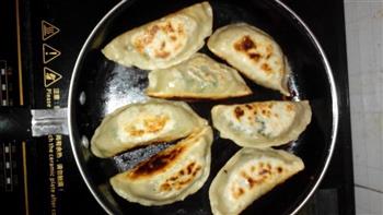 香菇猪肉水饺+韭菜鸡蛋水饺的做法步骤4