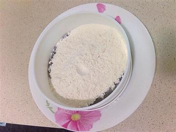 全蛋海绵杯子蛋糕的做法步骤2