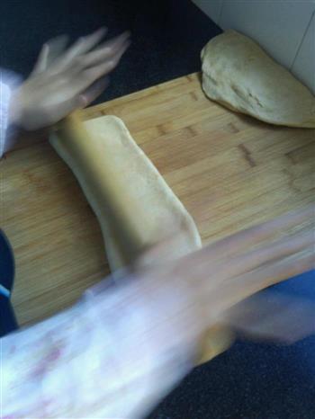 起酥牛角面包的做法步骤1