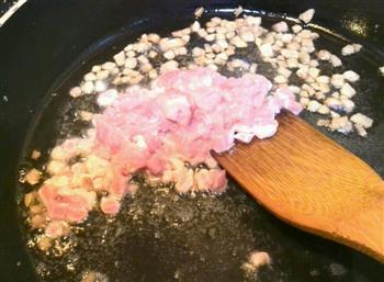 干豇豆炒肉丁的做法步骤5