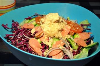 金枪鱼蔬菜沙拉的做法步骤11