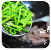 午餐肉炒芦笋的做法步骤8