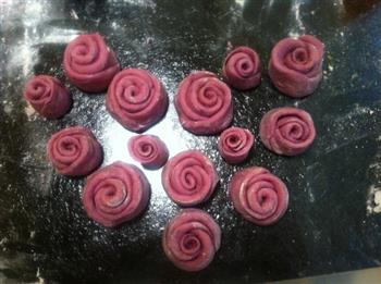 紫薯玫瑰小花卷的做法图解8
