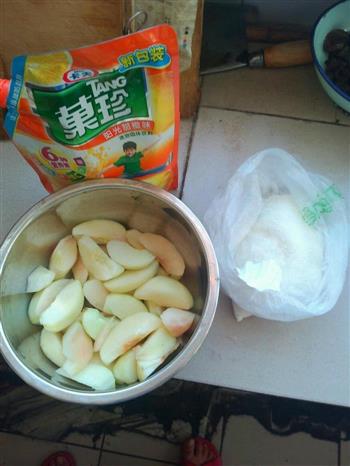 清甜桃罐头的做法步骤1