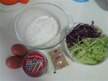 金枪鱼蔬菜卷饼的做法步骤1
