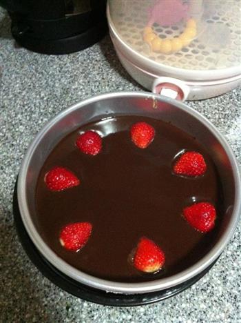 巧克力草莓乳酪蛋糕的做法步骤9
