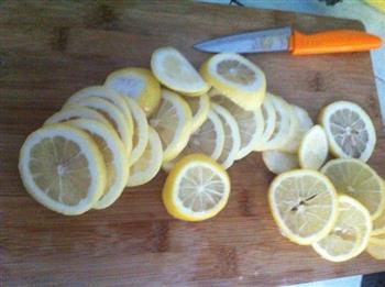 3步蜂蜜柠檬茶的做法图解2