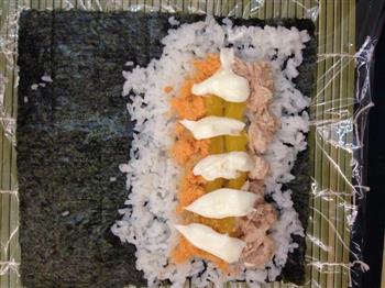 金枪鱼寿司的做法图解8