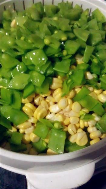 玉米荷兰豆肠仔肉-小丽家常菜的做法步骤3