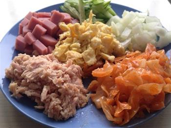 韩式泡菜金枪鱼炒饭的做法步骤1