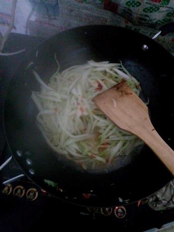 剁辣椒炒白菜茎的做法步骤2