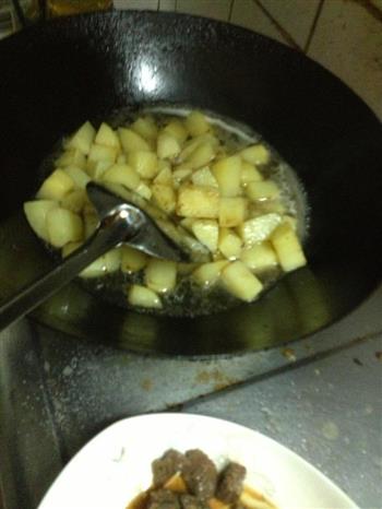 咖喱土豆烧牛肉的做法步骤6