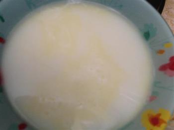 鲜奶蛋白杏仁茶的做法步骤6