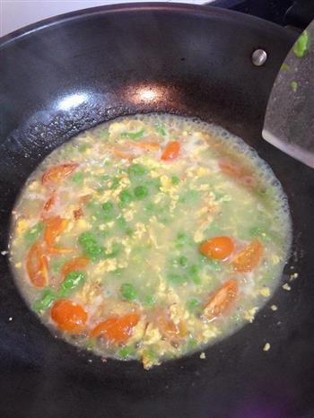 西红柿炒蛋汤煮菠菜汁面疙瘩的做法步骤7