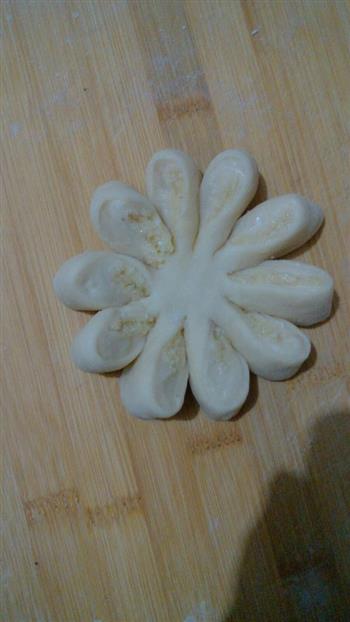 椰蓉花形面包的做法图解9