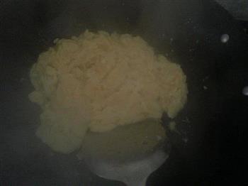黄瓜炒鸡蛋的做法步骤3