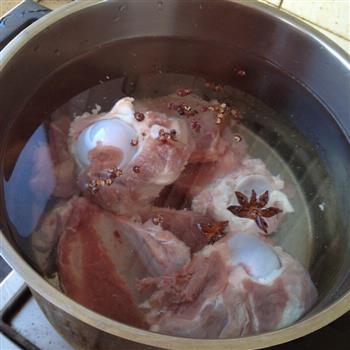 浓浓暖暖冬天的味道-棒骨萝卜汤煲的做法步骤1