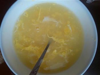 玉米片鸡蛋汤的做法步骤4