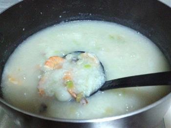 足料海鲜粥的做法步骤2