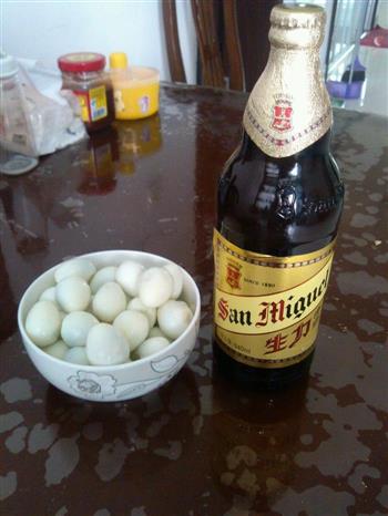 啤酒卤鹌鹑蛋的做法步骤1