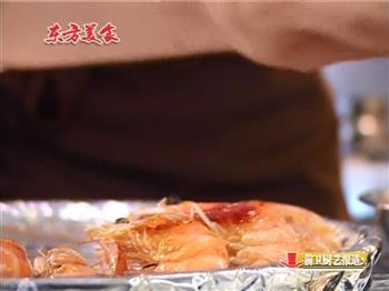 铁板蒜蓉大虾的做法步骤4