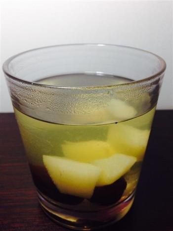 红枣雪梨柠檬茶的做法步骤2